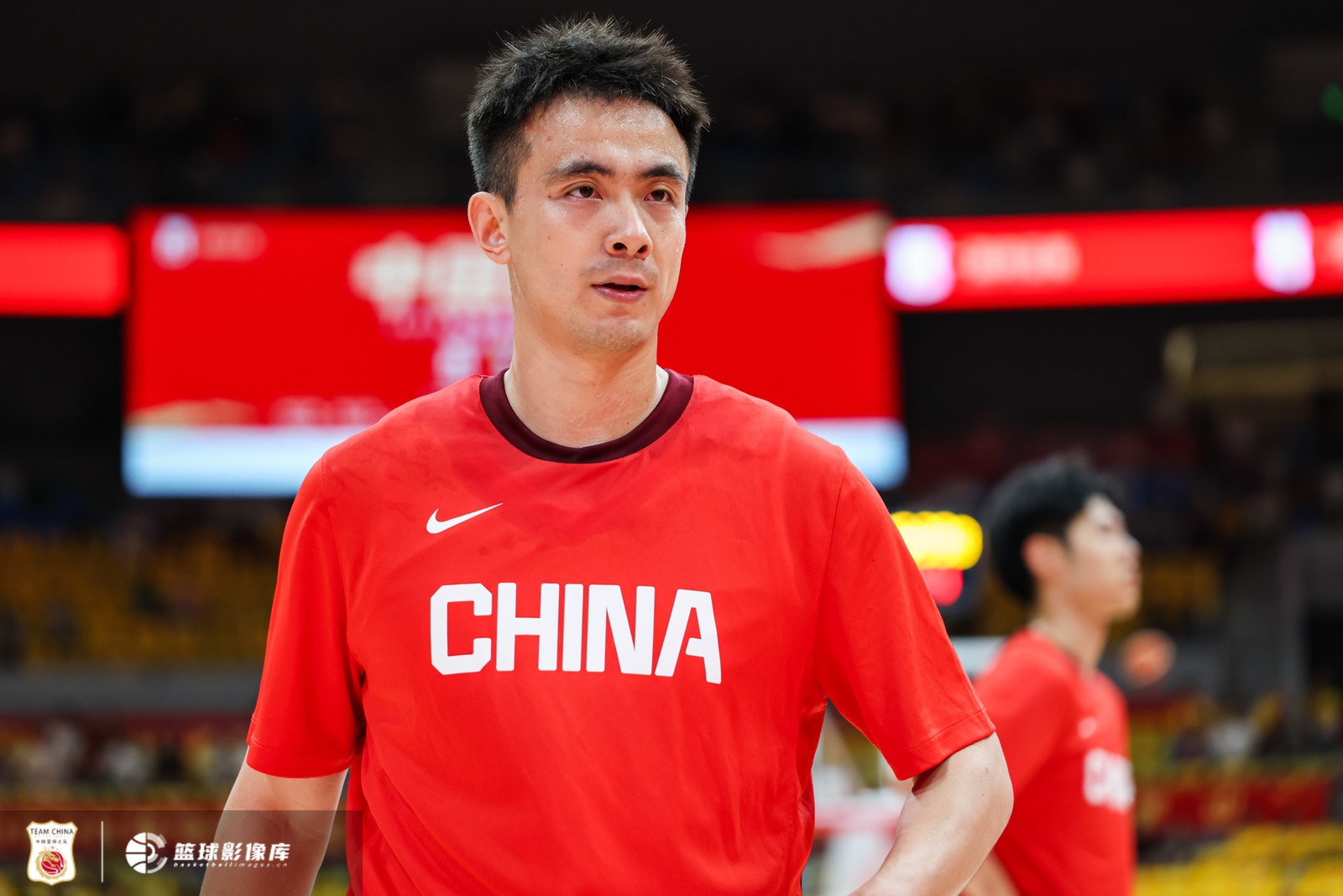媒体人：赵继伟的身体状态并不好 最近反应很大 膝盖的积液很严重